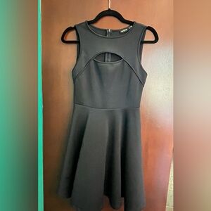 Elegant Navy Sleeveless Dress